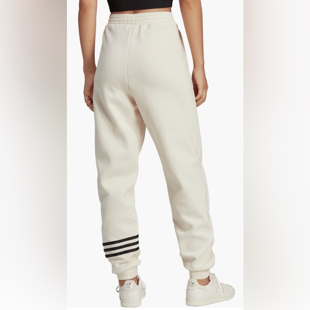 adidas Women's Cream jogger pant - Picture 9 of 10